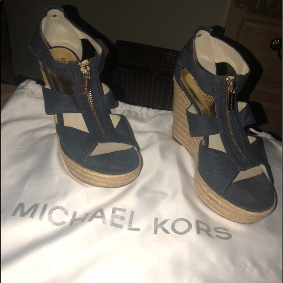 Michael Kors Wedges Navy Blue - Picture 1 of 3